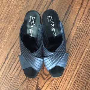 PEDRO GARCIA crisscross mules